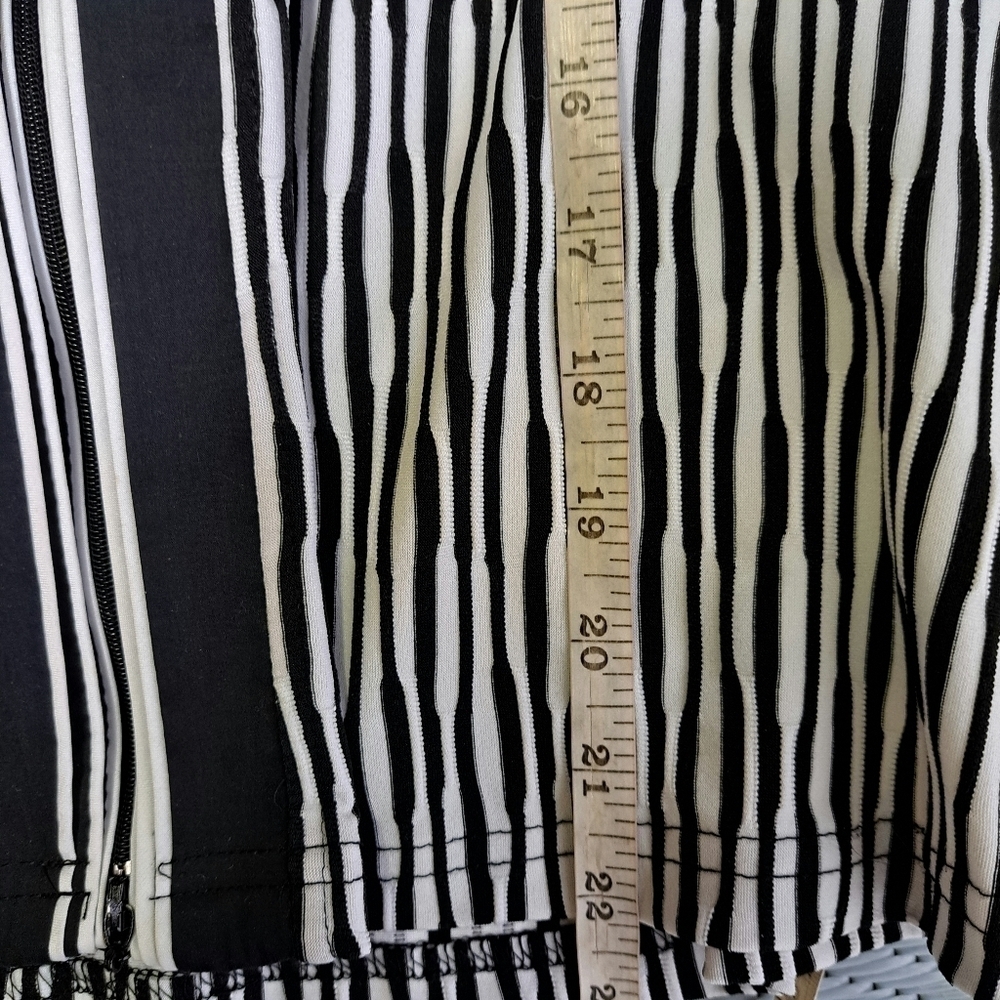 Joseph Ribkoff Striped Zipper front light Jacket - Picture 8 of 8